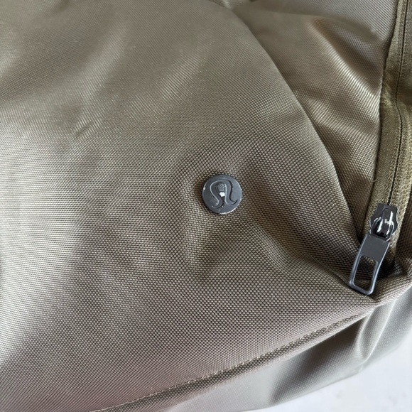 Lululemon Dark Green Duffle Bag - Picture 2 of 16